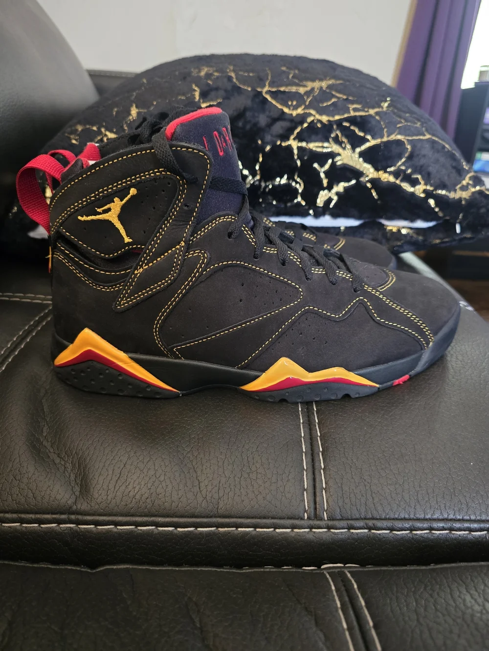 Like New - Air Jordan - 7 Retro - Men's Size 9.5